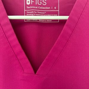 Figs scrub top Small